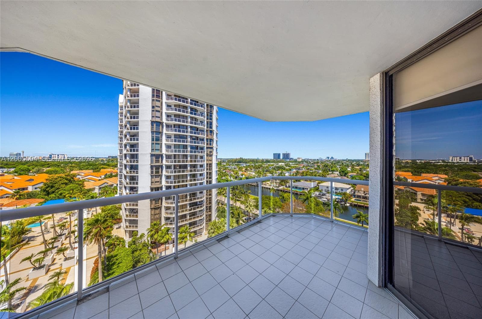 PORTSVIEW @ THE WATERWAYS · #1016 in Aventura - Photo 33