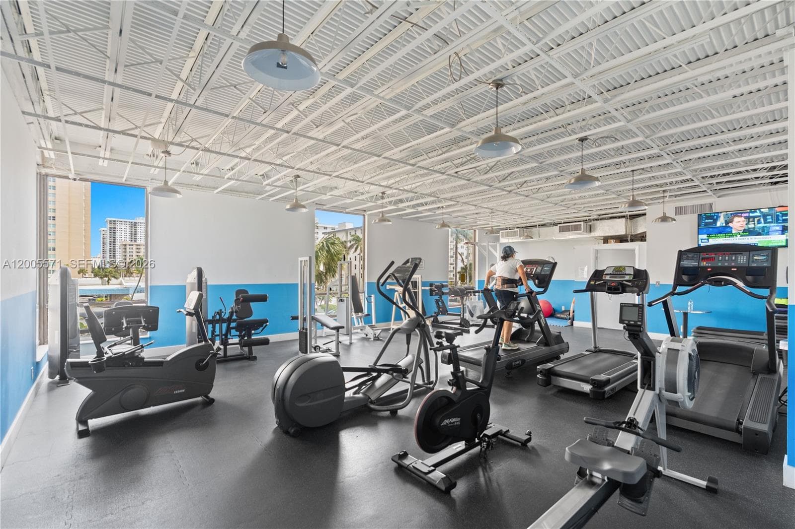 ALLINGTON TOWERS CONDO · #4G (Available Jan 16) in Hollywood - Photo 40