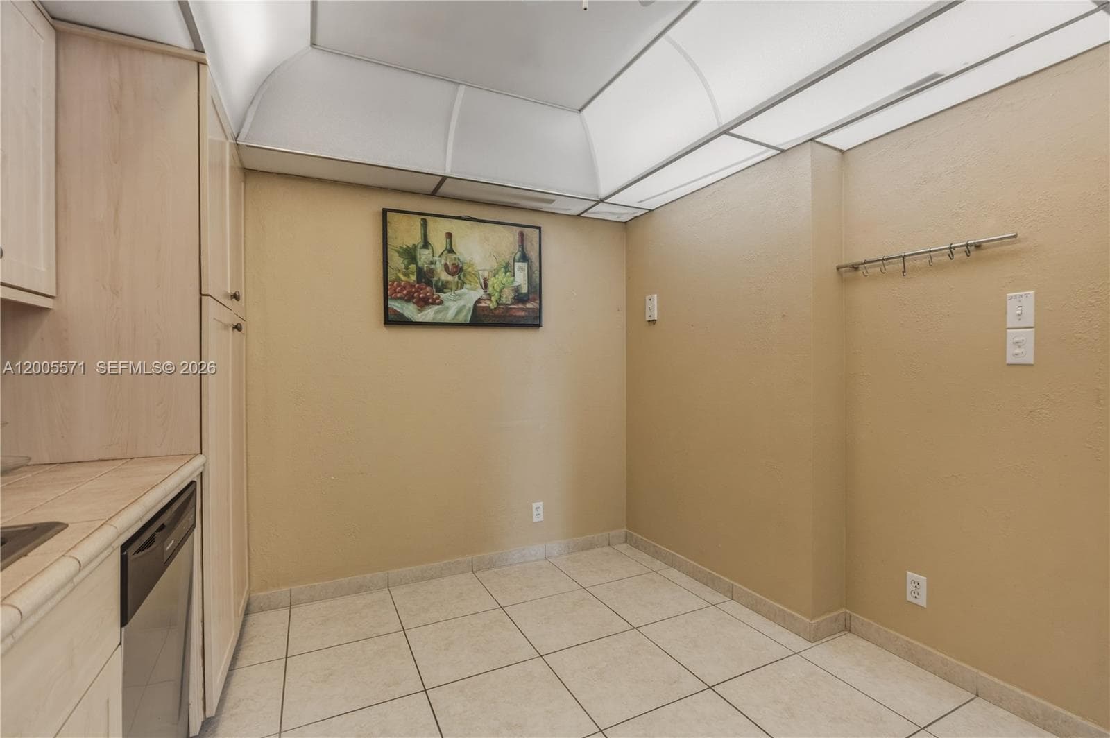 ALLINGTON TOWERS CONDO · #4G (Available Jan 16) in Hollywood - Photo 25
