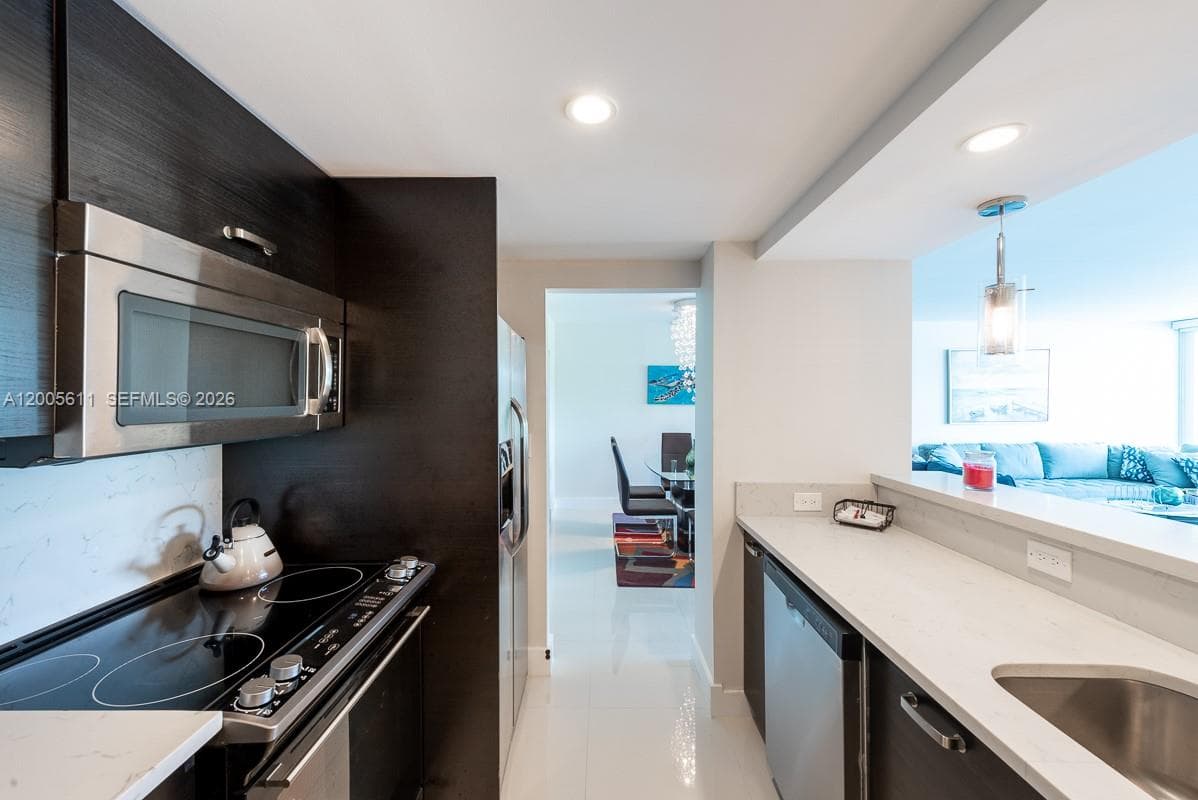 ARLEN HOUSE · #226 in Sunny Isles Beach - Photo 7