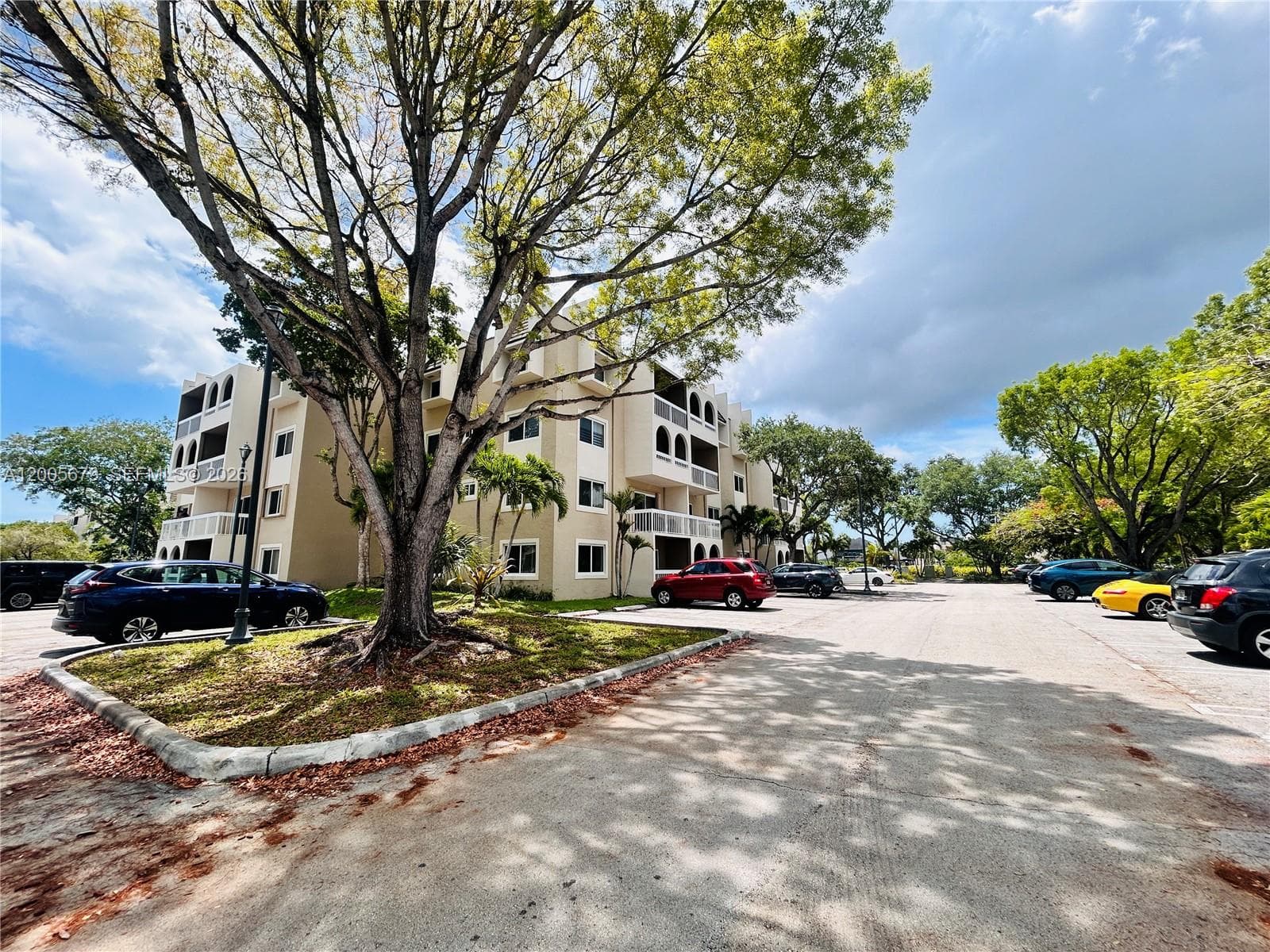 VILLAGE OF KINGS CREEK CO · #G404 in Miami - Photo 15