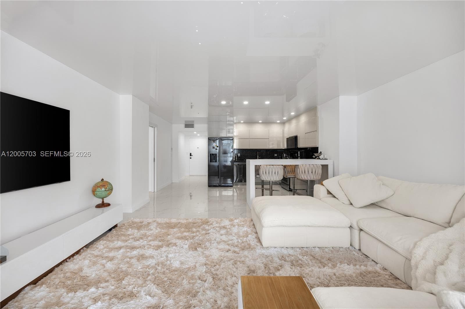Prince George · #15B in Hallandale Beach - Photo 12