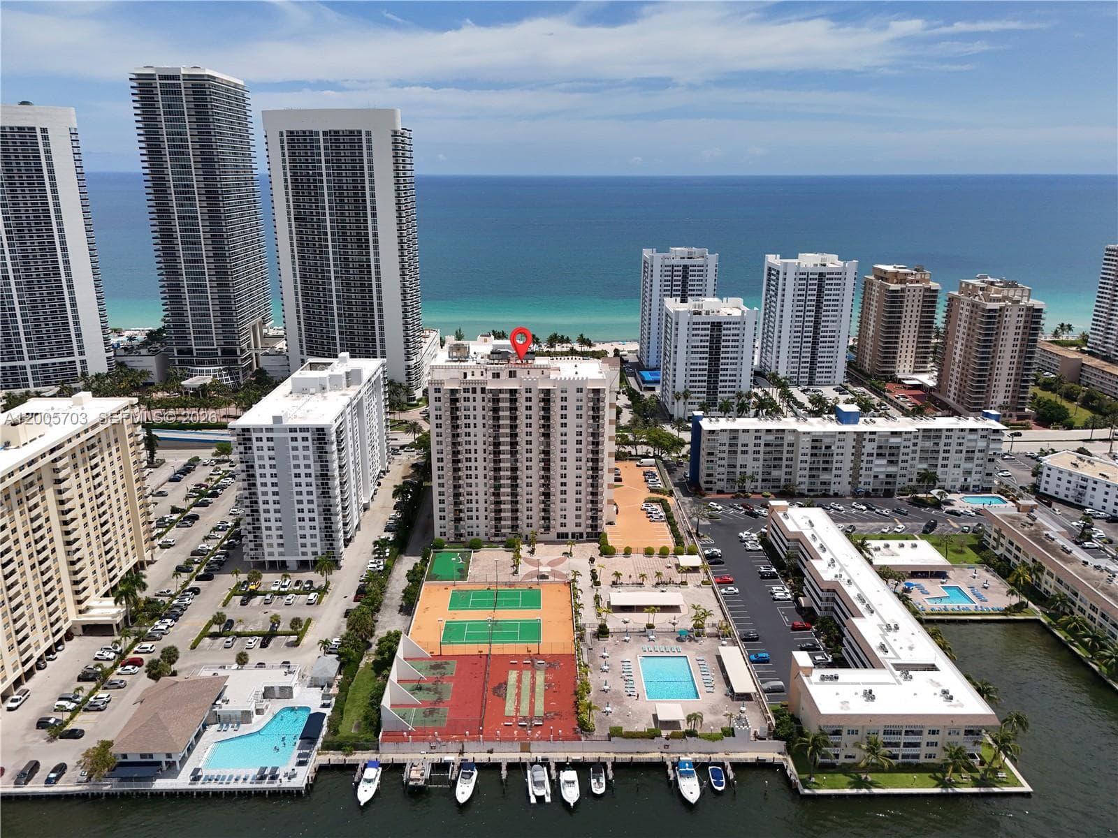 Prince George · #15B in Hallandale Beach - Photo 5