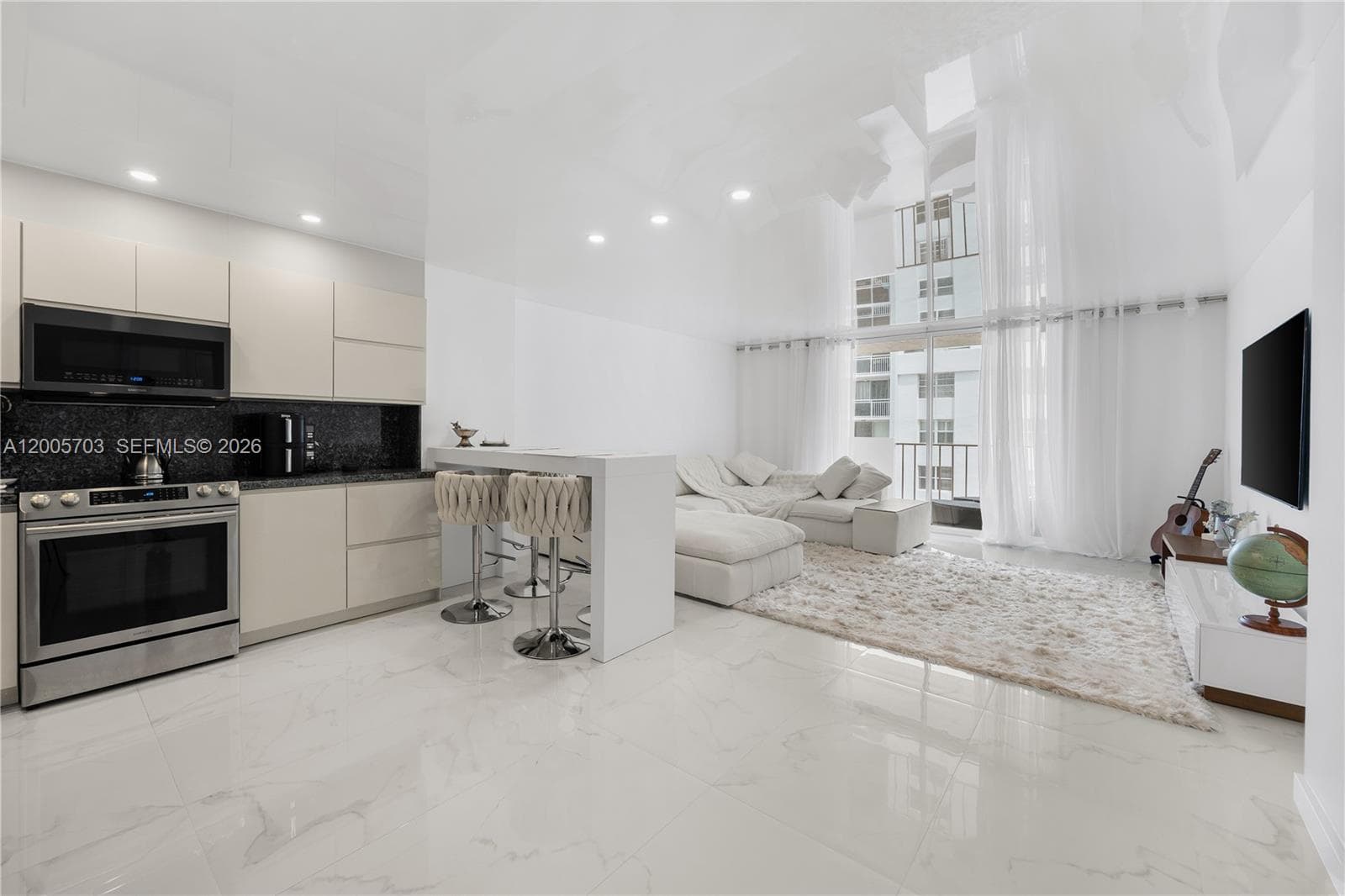 Prince George · #15B in Hallandale Beach - Photo 20