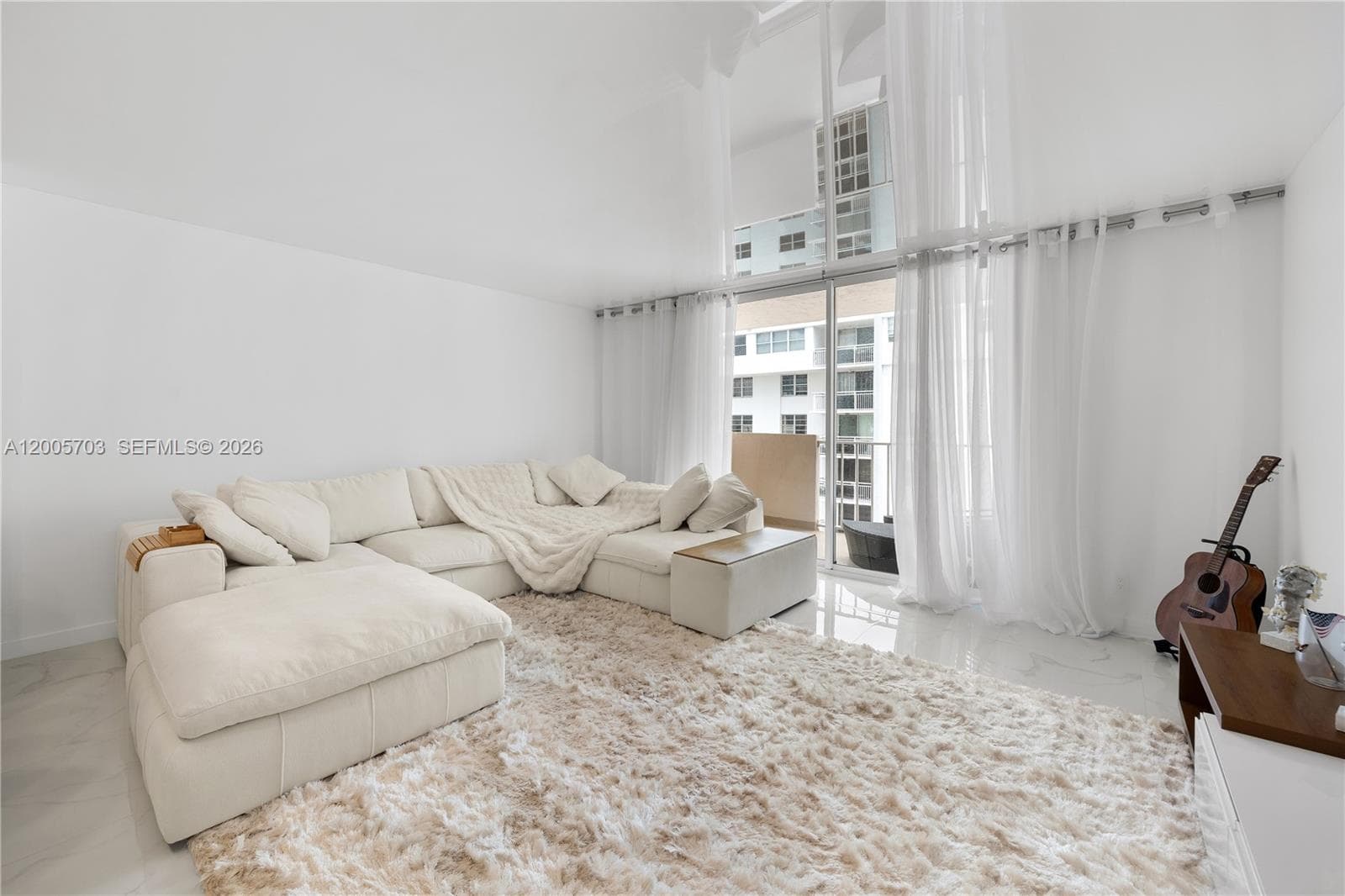 Prince George · #15B in Hallandale Beach - Photo 15
