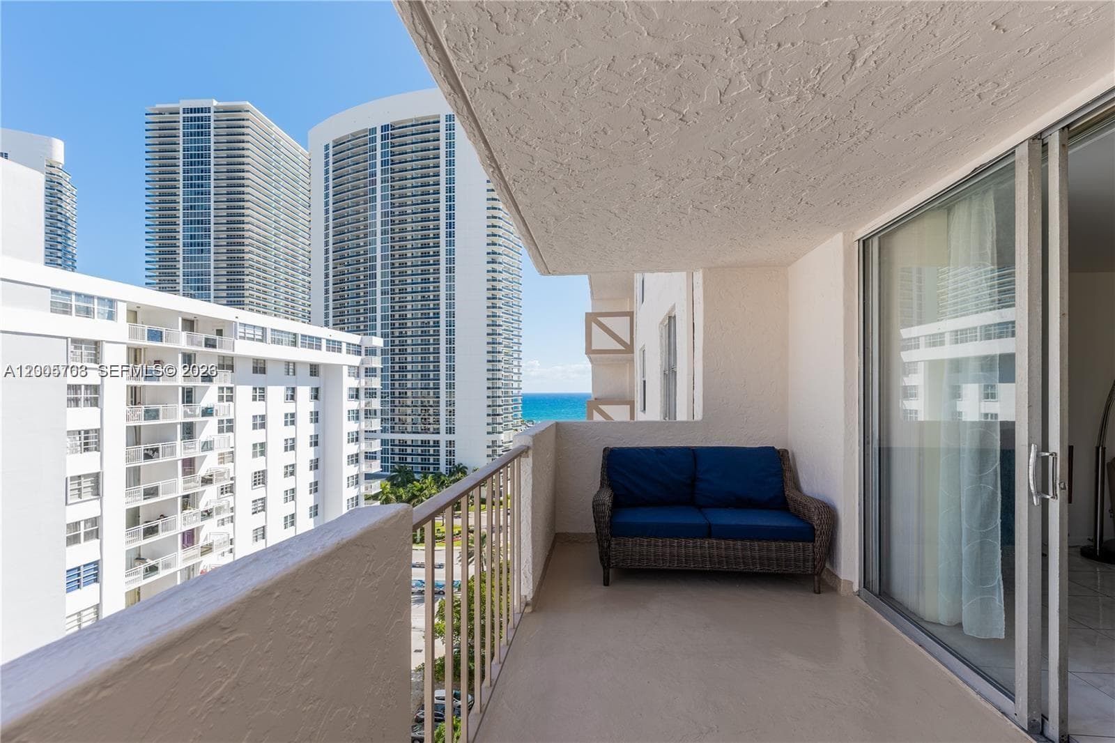 Prince George · #15B in Hallandale Beach - Photo 44
