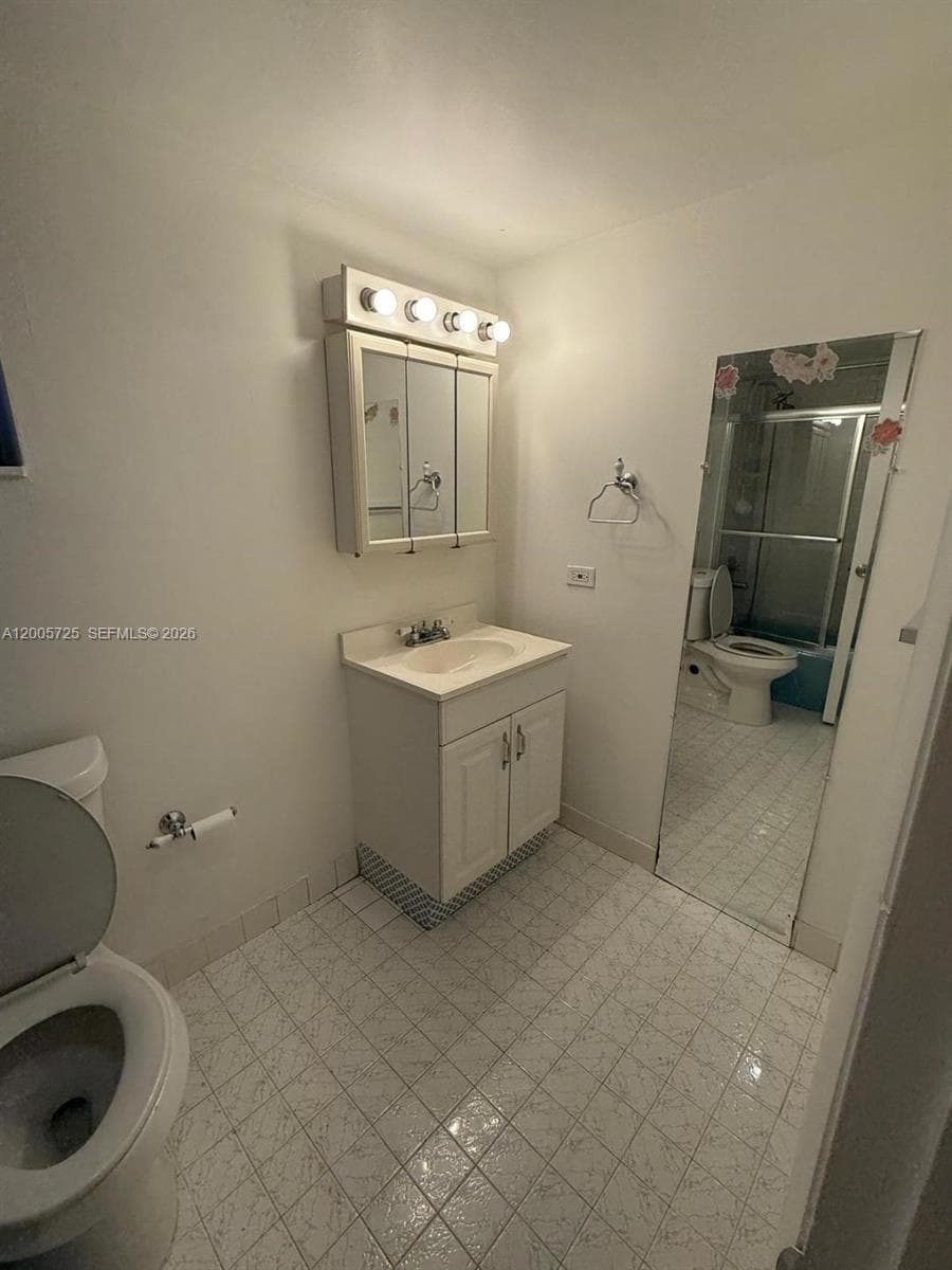 ROYAL OAKS CONDO · #310 in Miami - Photo 6