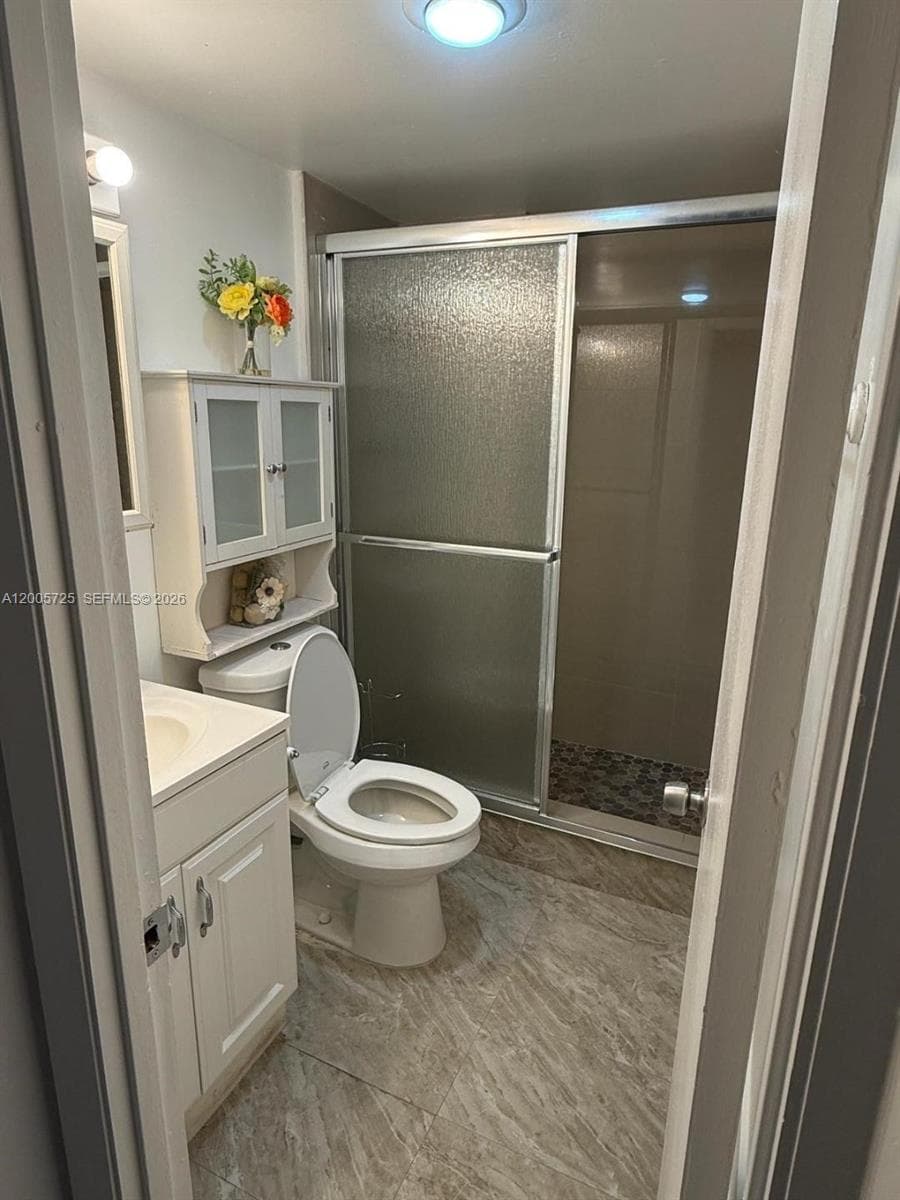 ROYAL OAKS CONDO · #310 in Miami - Photo 7