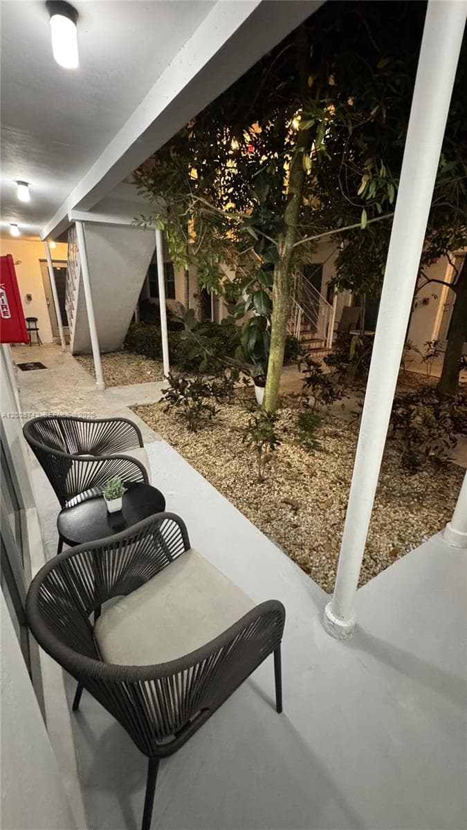 ETRURIA CONDO · #215 in Miami Beach - Photo 11