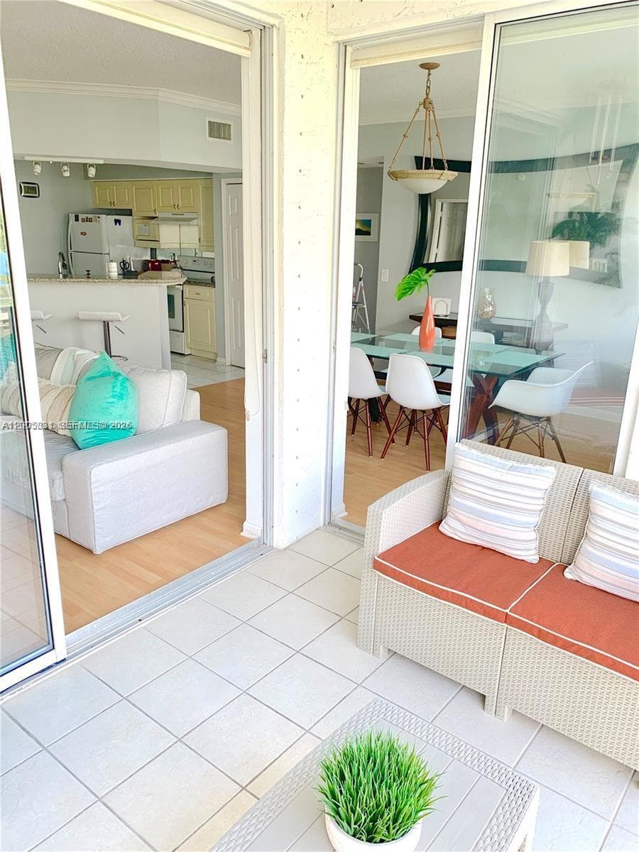 VILLAGE BY THE BAY CONDO · #13403 in Aventura - Photo 6