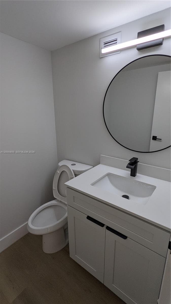 DESOTO PARK CONDO · #112 in Hallandale Beach - Photo 9