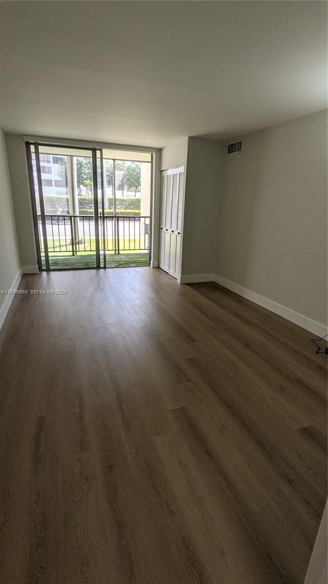 DESOTO PARK CONDO · #112 in Hallandale Beach - Photo 10