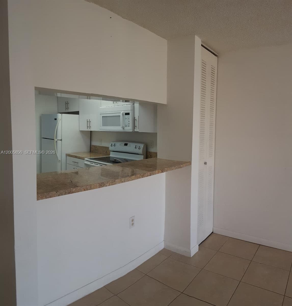 point south · #266 in Miami - Photo 7