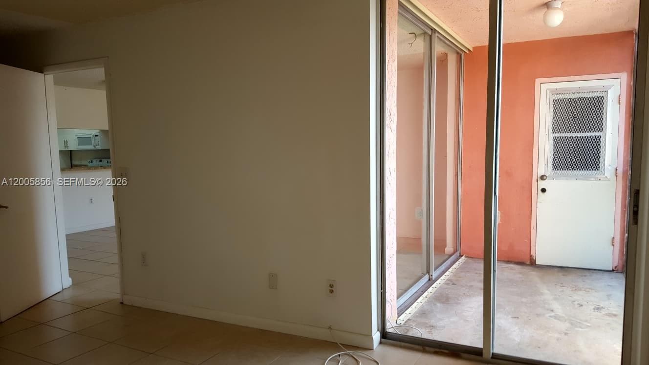 point south · #266 in Miami - Photo 14
