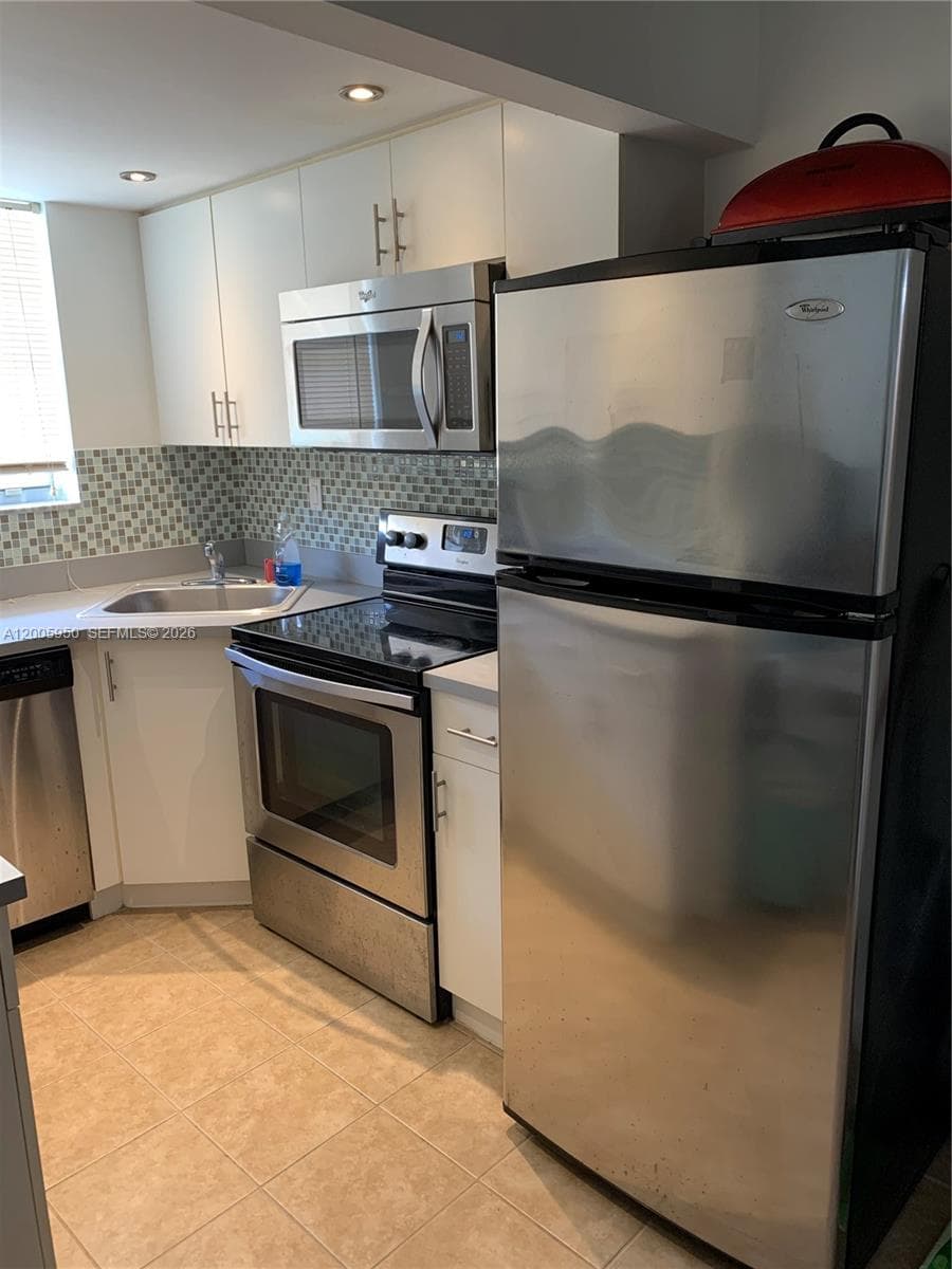 MOONRAKER CONDO · #3C in North Miami - Photo 2