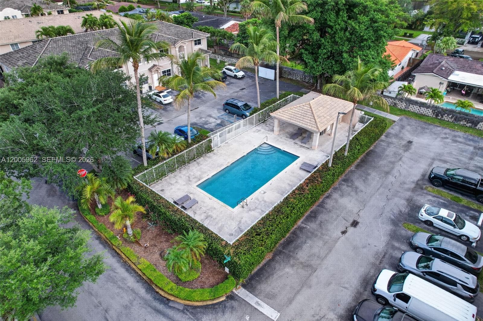 PASEOS AT MIAMI LAKES CON · #16624 in Miami Lakes - Photo 36