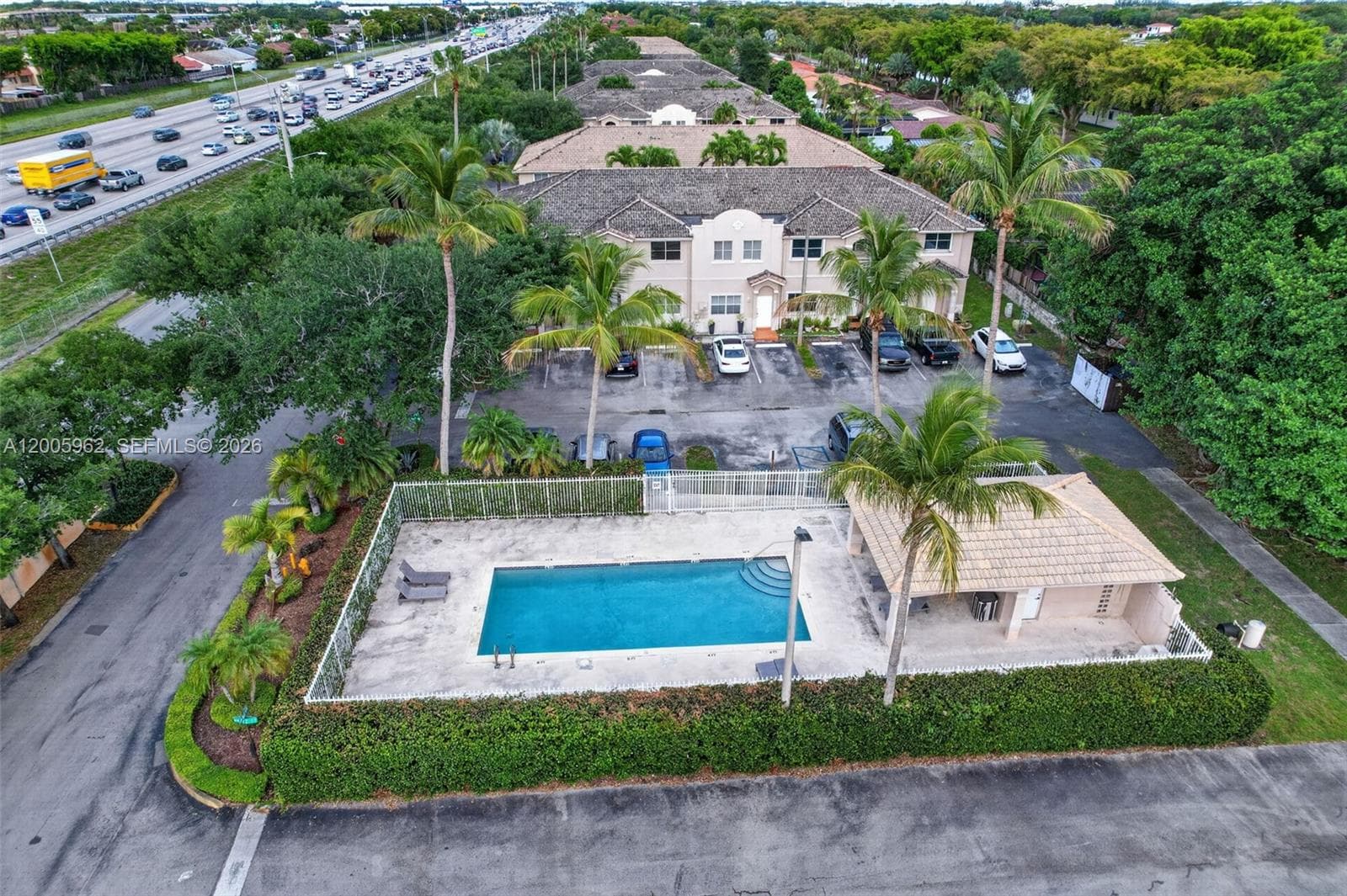PASEOS AT MIAMI LAKES CON · #16624 in Miami Lakes - Photo 34