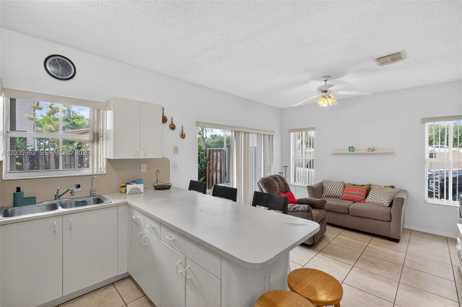 PASEOS AT MIAMI LAKES CON · #16624 in Miami Lakes - Photo 15
