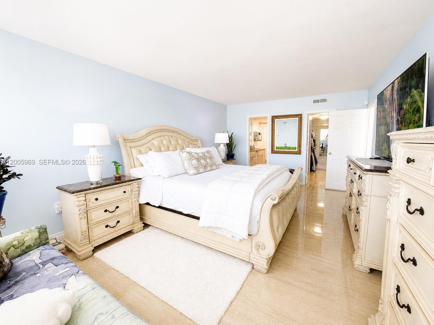 Carlyle House · #4070 in Palm Beach - Photo 10