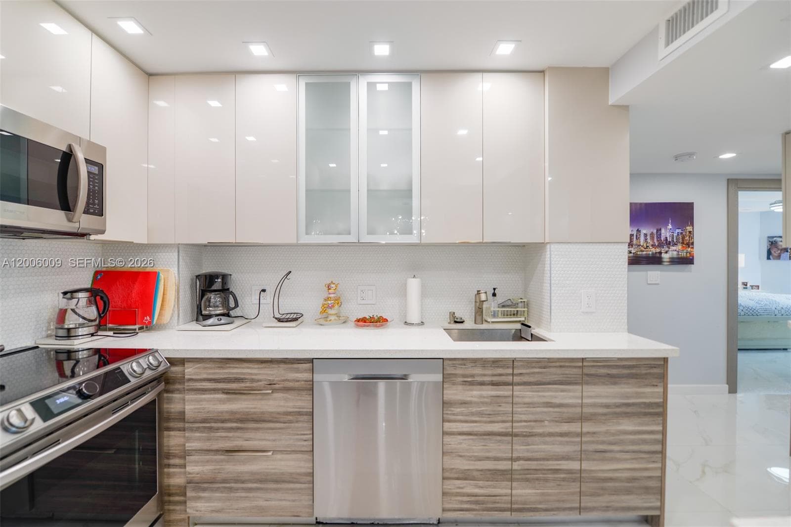 HEMISPHERES CONDO · #PHG in Hallandale Beach - Photo 13