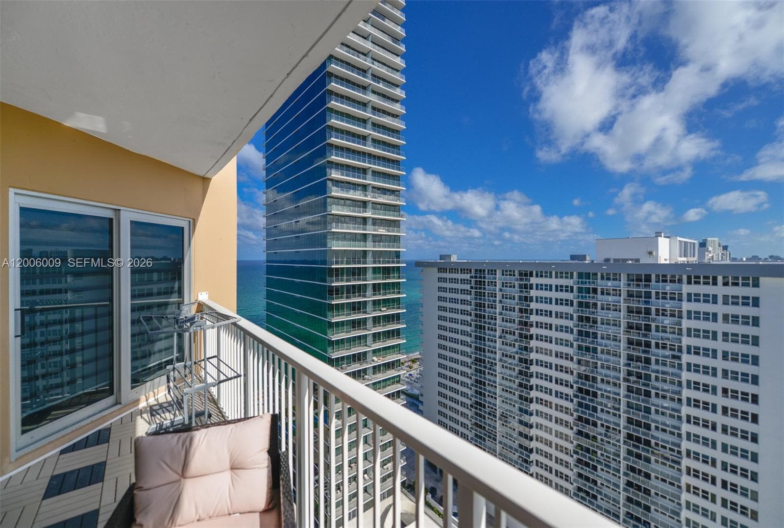 HEMISPHERES CONDO · #PHG in Hallandale Beach - Photo 34