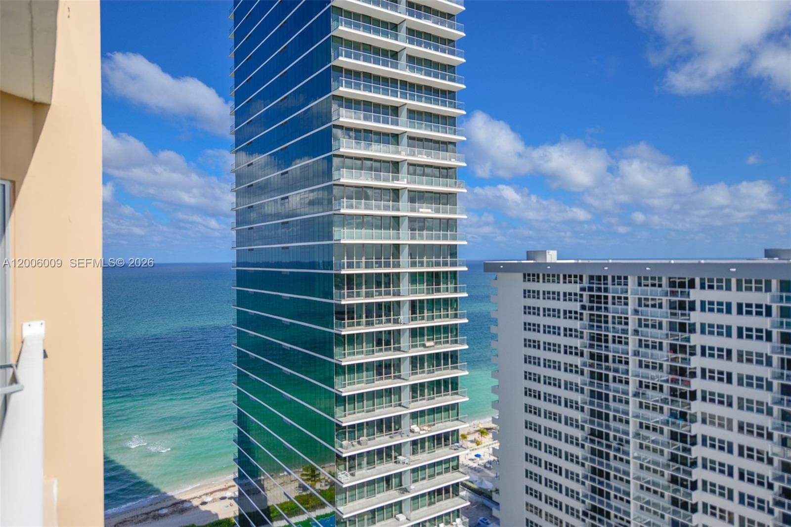 HEMISPHERES CONDO · #PHG in Hallandale Beach - Photo 33