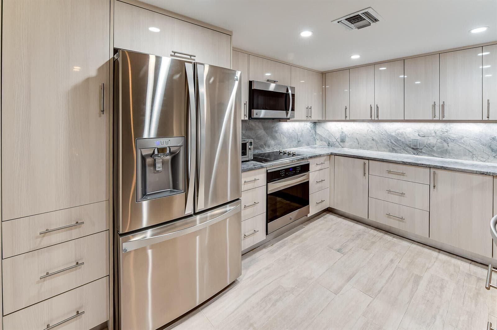 340 S Ocean 2B - MLS-6