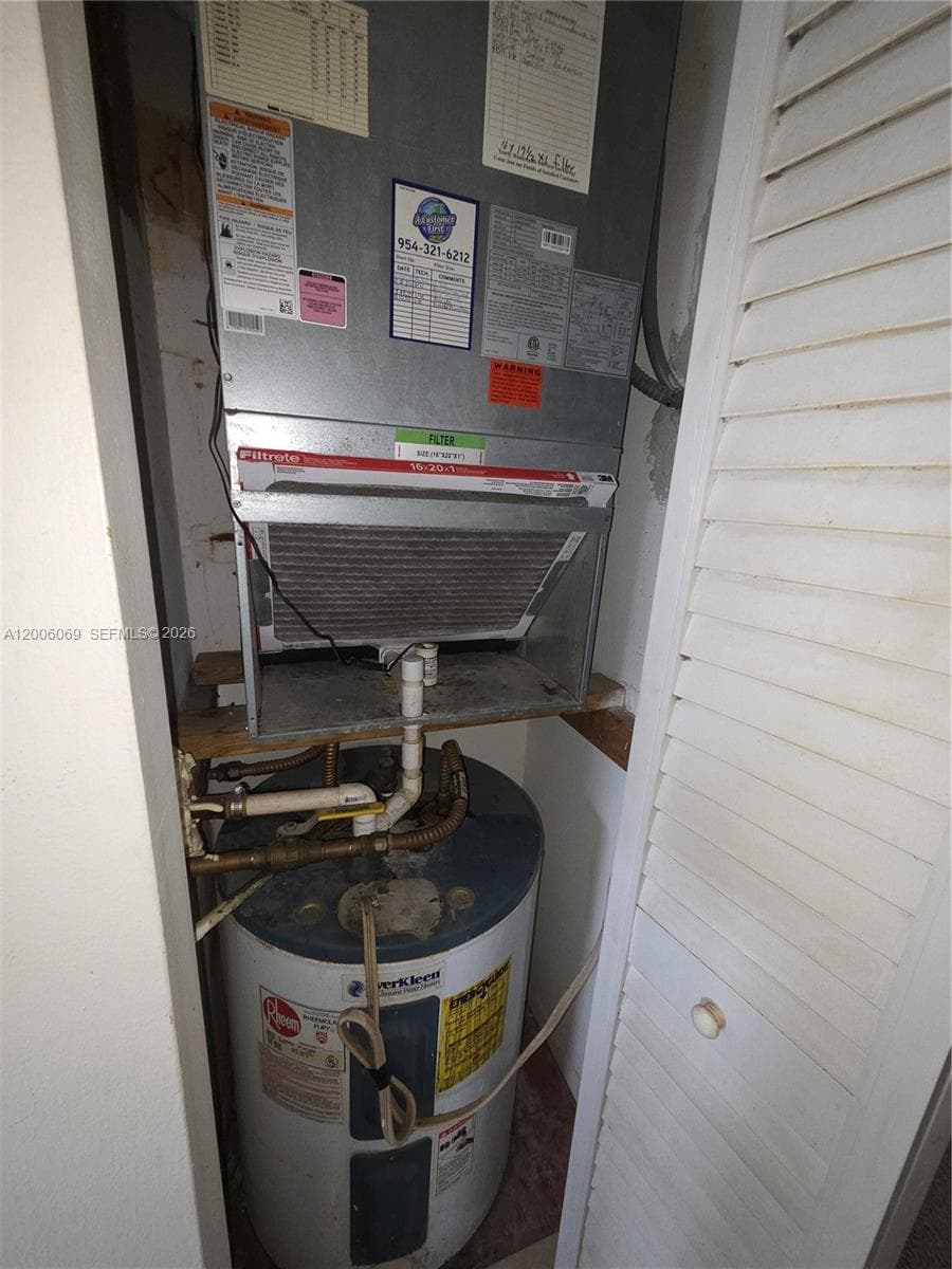 FAIRWAYS ROYALE CONDO · #210 in Hallandale Beach - Photo 11