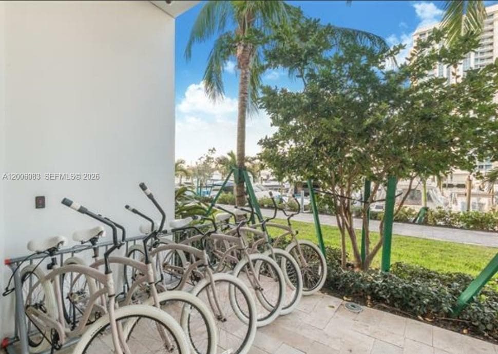 MARINA PALMS · #909 in North Miami Beach - Photo 86
