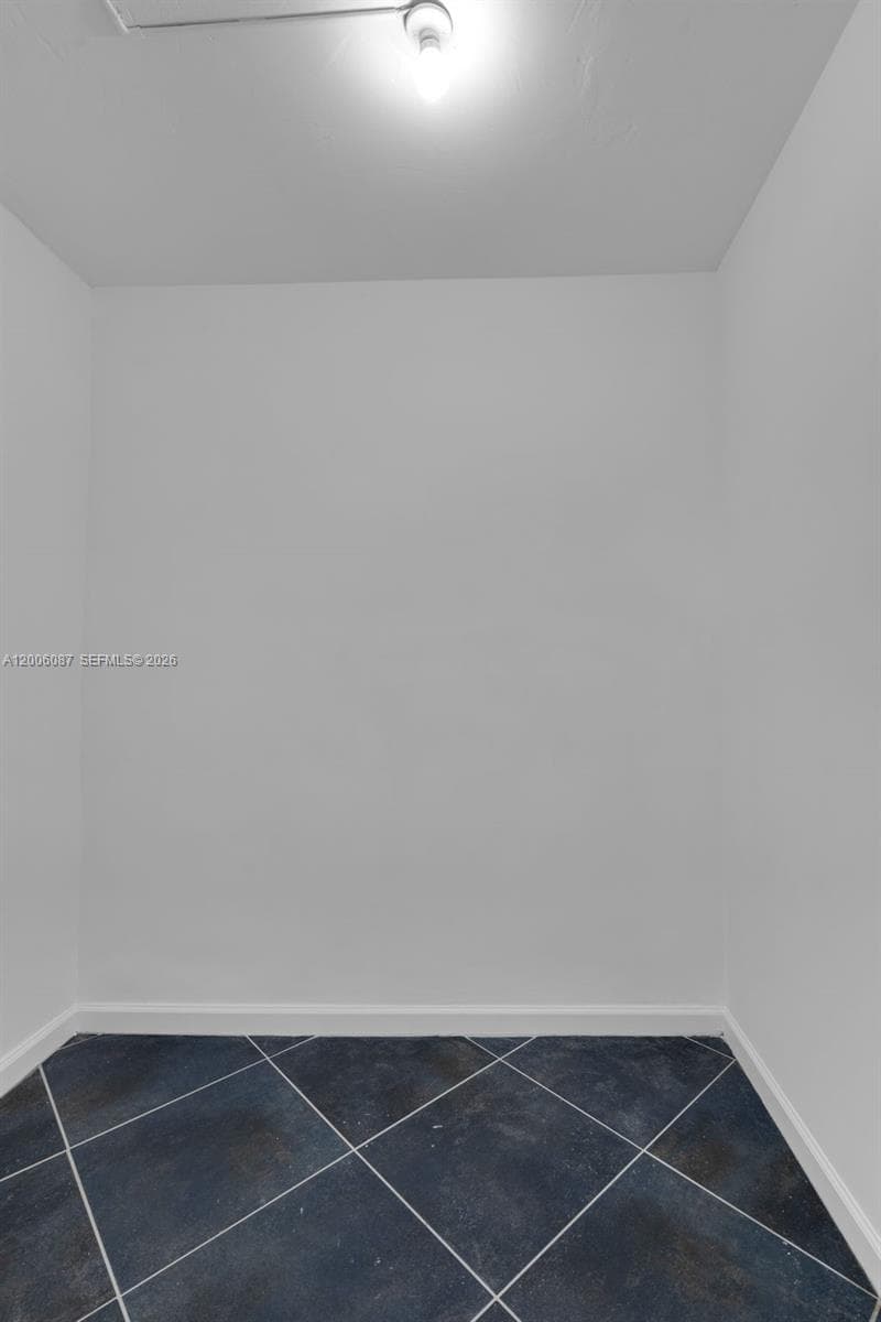 SANS SOUCI CONDO · #15 in North Miami - Photo 13