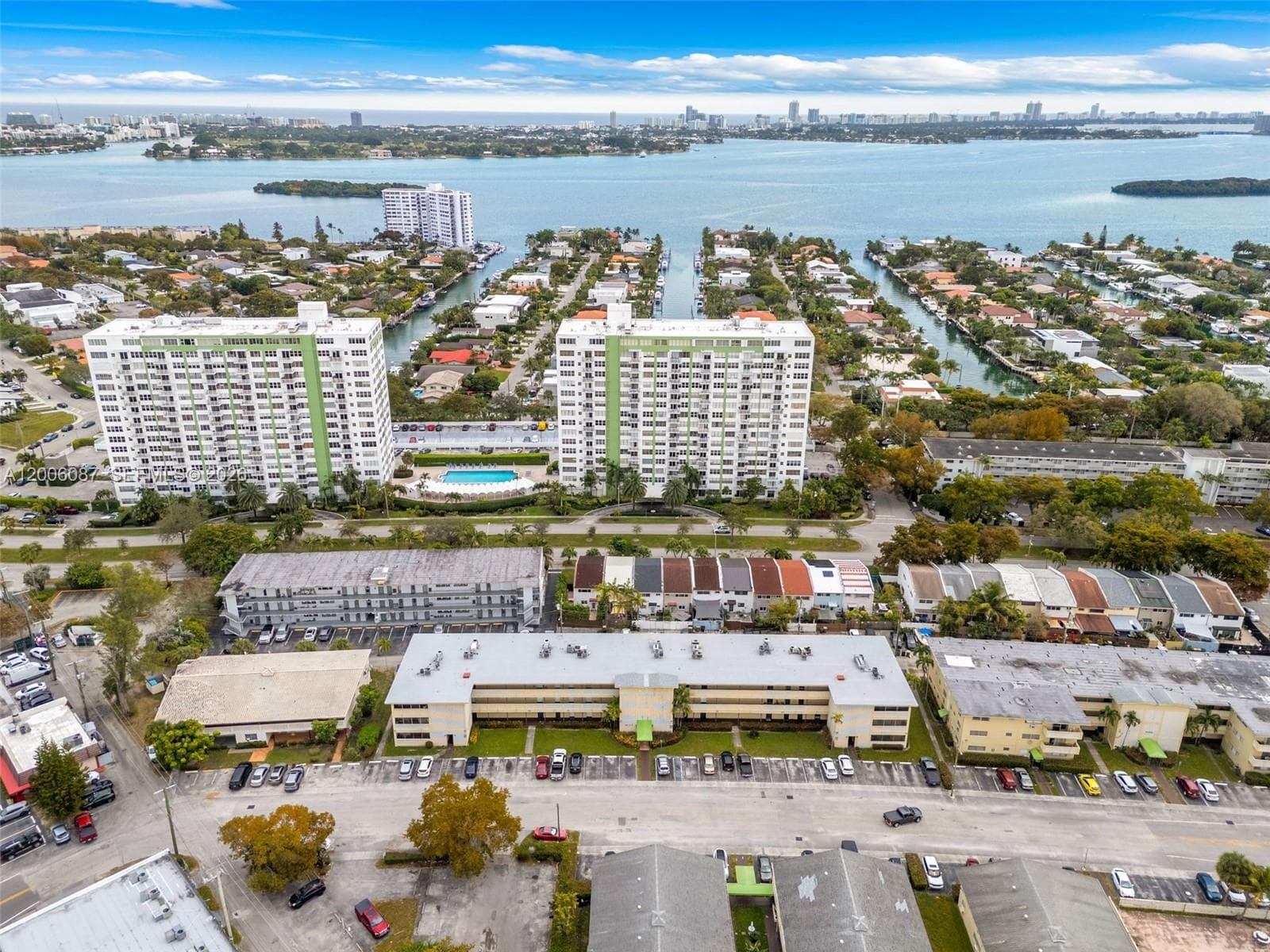 SANS SOUCI CONDO · #15 in North Miami - Photo 20