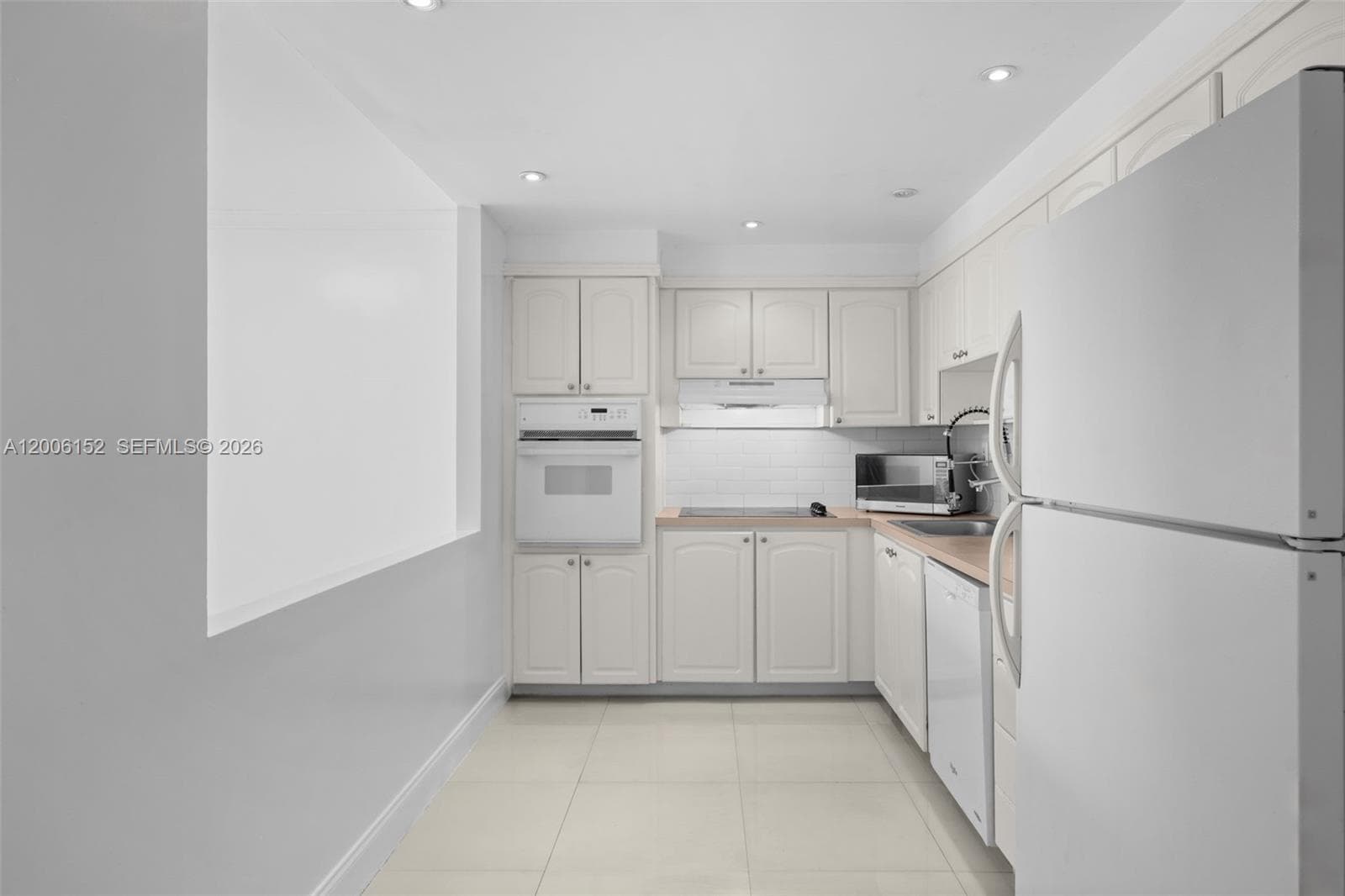 OCEANVIEW BUILDING A COND · #1410 in Sunny Isles Beach - Photo 15
