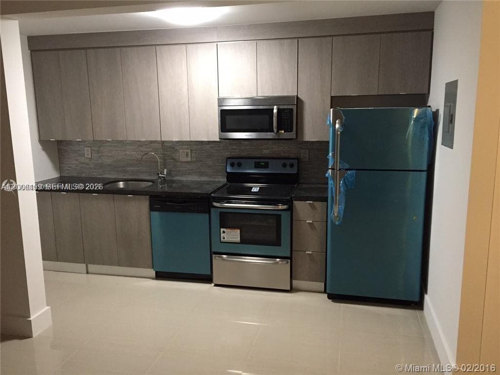 DORAL GARDENS CONDO · #1B in Doral - Photo 1