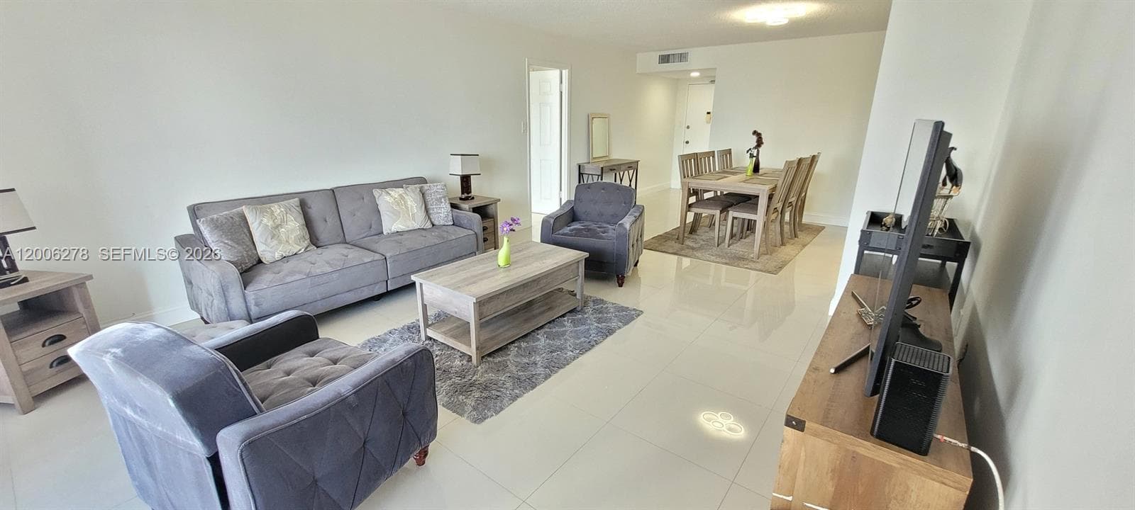 plaza del prado · #402 in Aventura - Photo 5