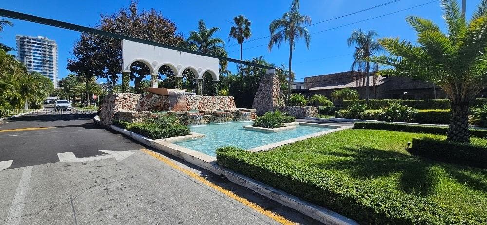 plaza del prado · #402 in Aventura - Photo 38