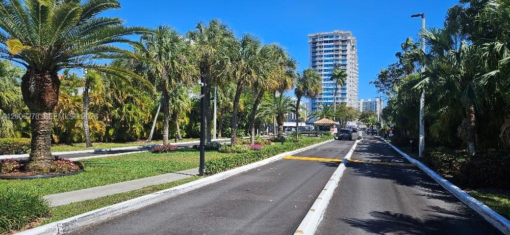 plaza del prado · #402 in Aventura - Photo 41