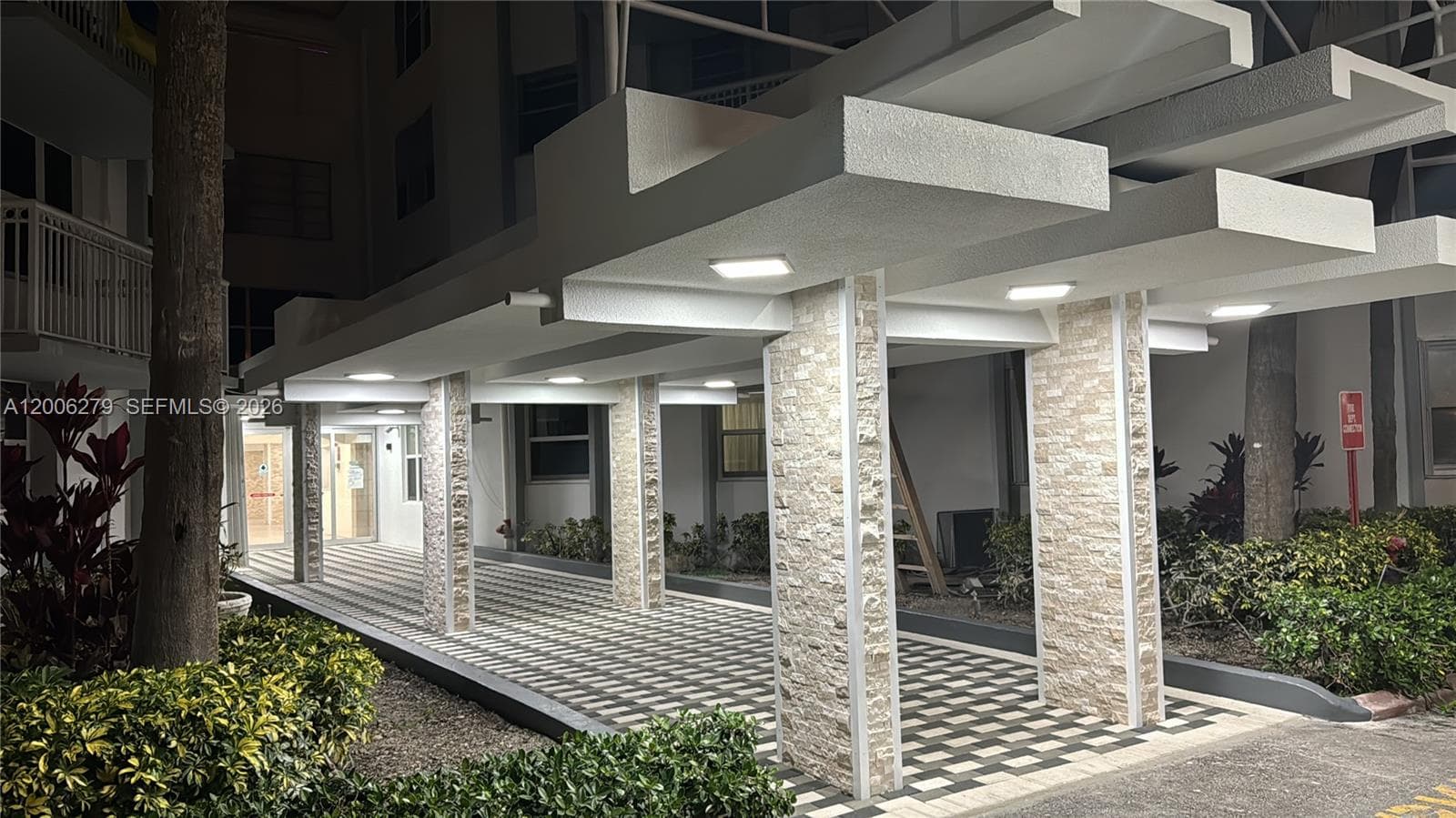 CHELSEA BAYVIEW CONDO · #111 in Hallandale Beach - Photo 4