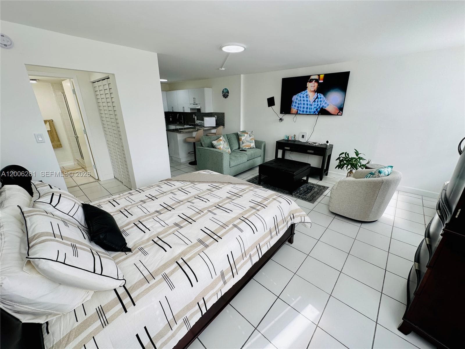 HAMPTON ON WASHINGTON AV · #321 in Miami Beach - Photo 15