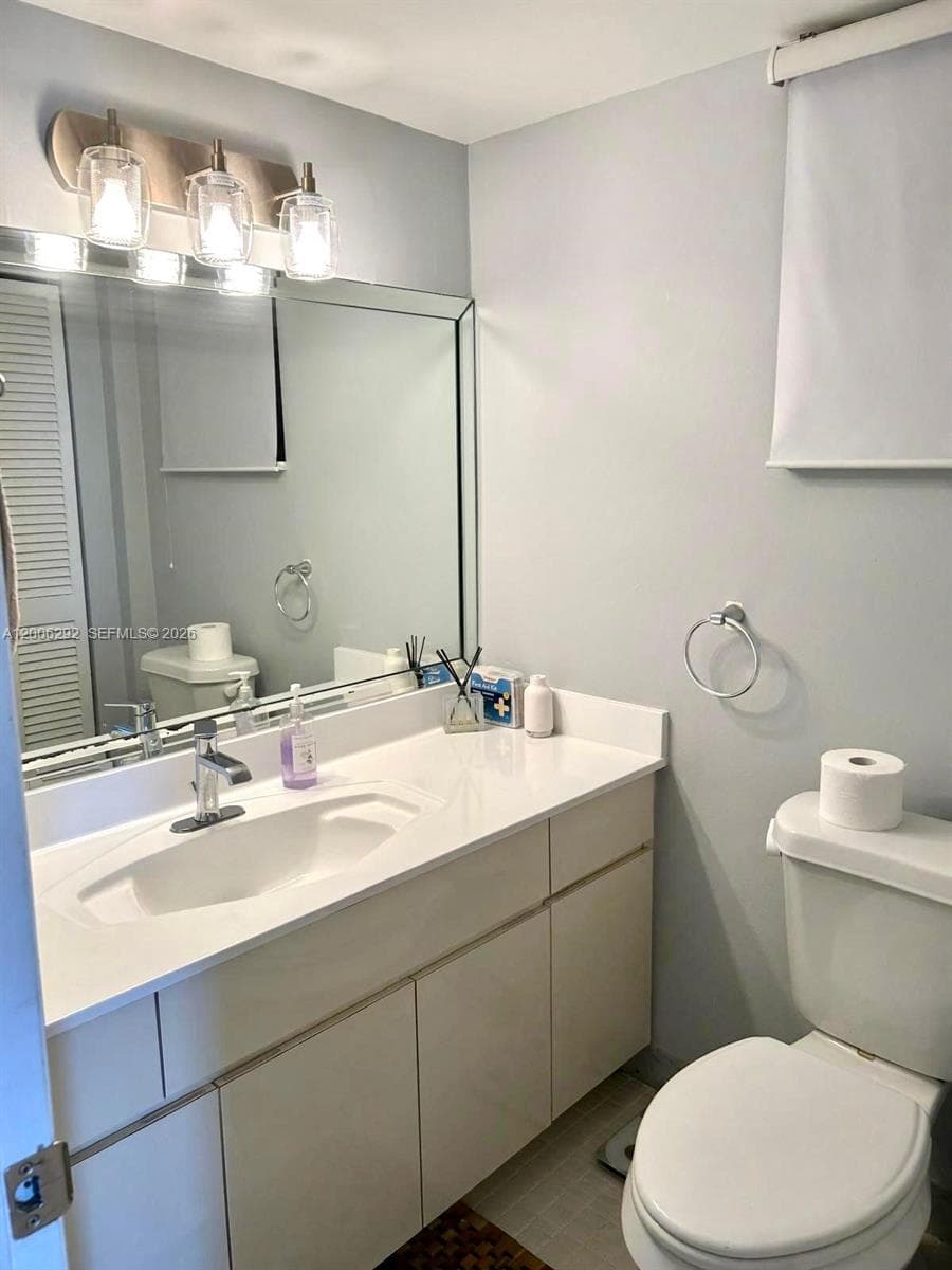 ADMIRALTY TOWERS · #1106 in Pompano Beach - Photo 8
