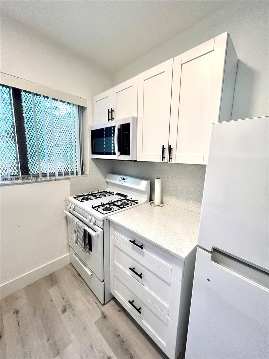BUFFERD CONDO · #8 in Miami Beach - Photo 8