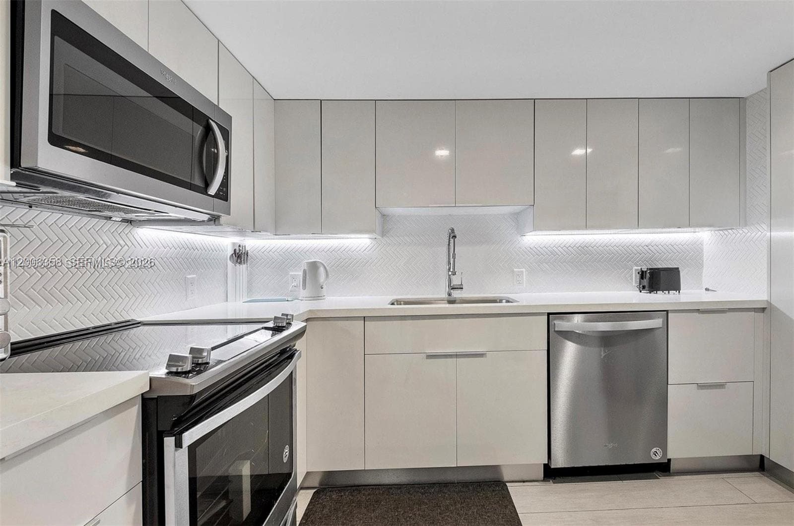 ARLEN HOUSE · #PH31 in Sunny Isles Beach - Photo 9