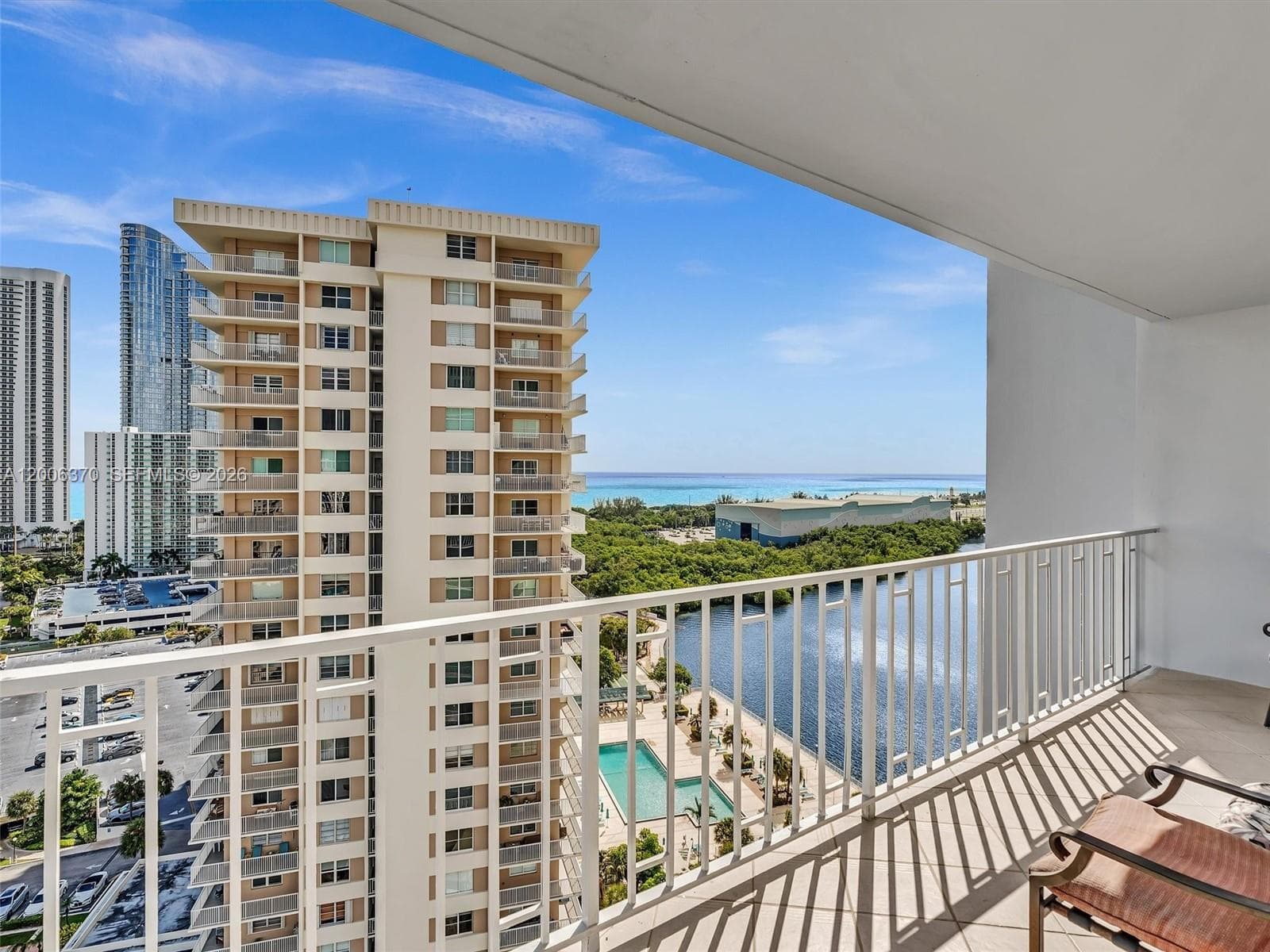 Arlen House West · #1731 in Sunny Isles Beach - Photo 27