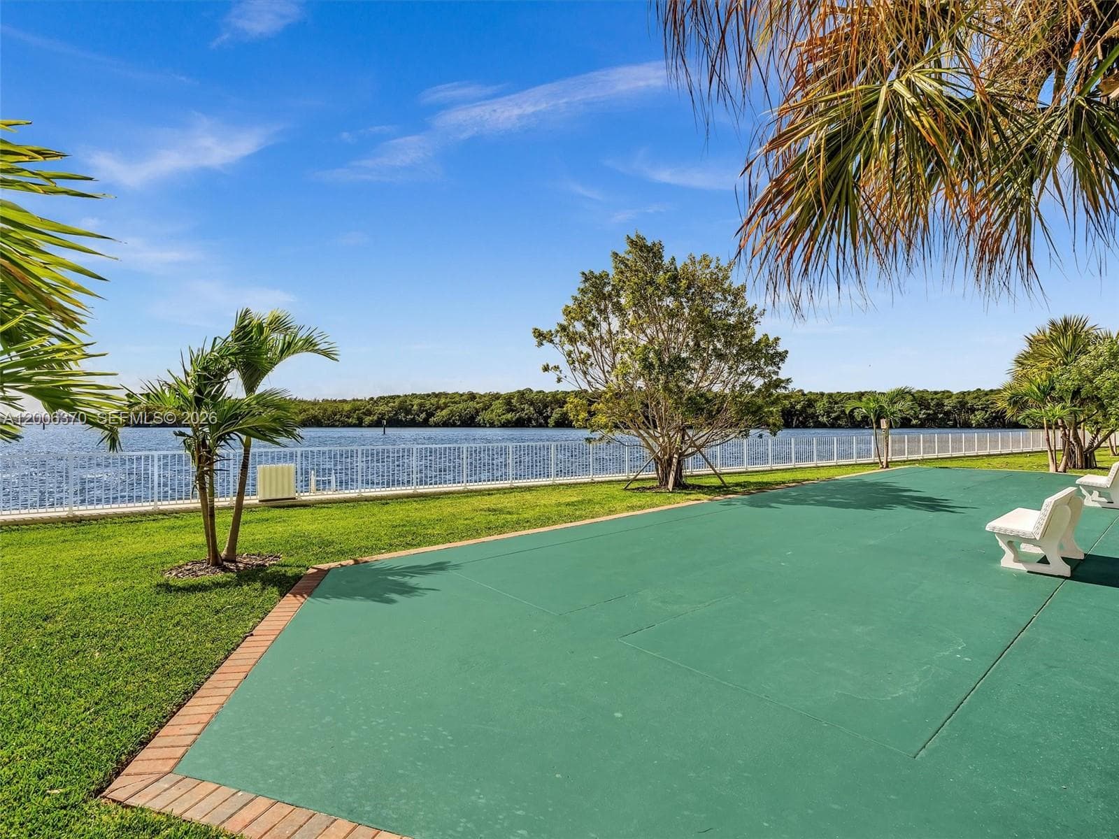 Arlen House West · #1731 in Sunny Isles Beach - Photo 46
