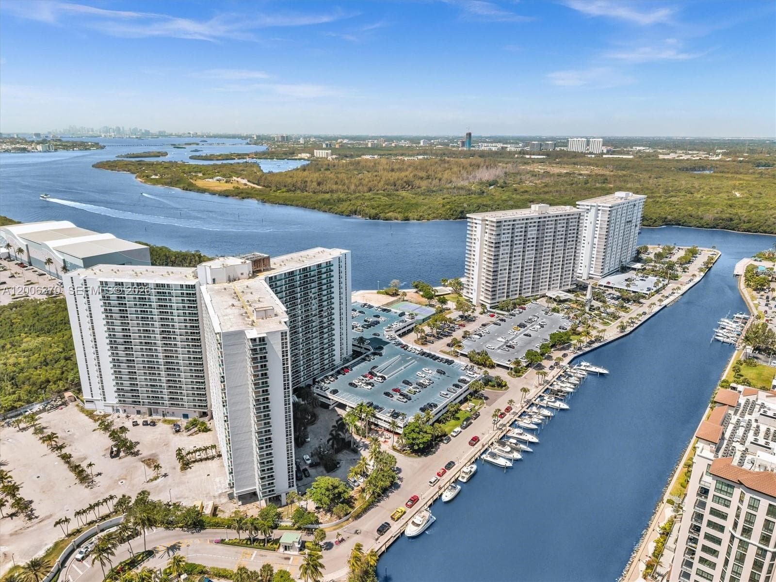 Arlen House West · #1731 in Sunny Isles Beach - Photo 71