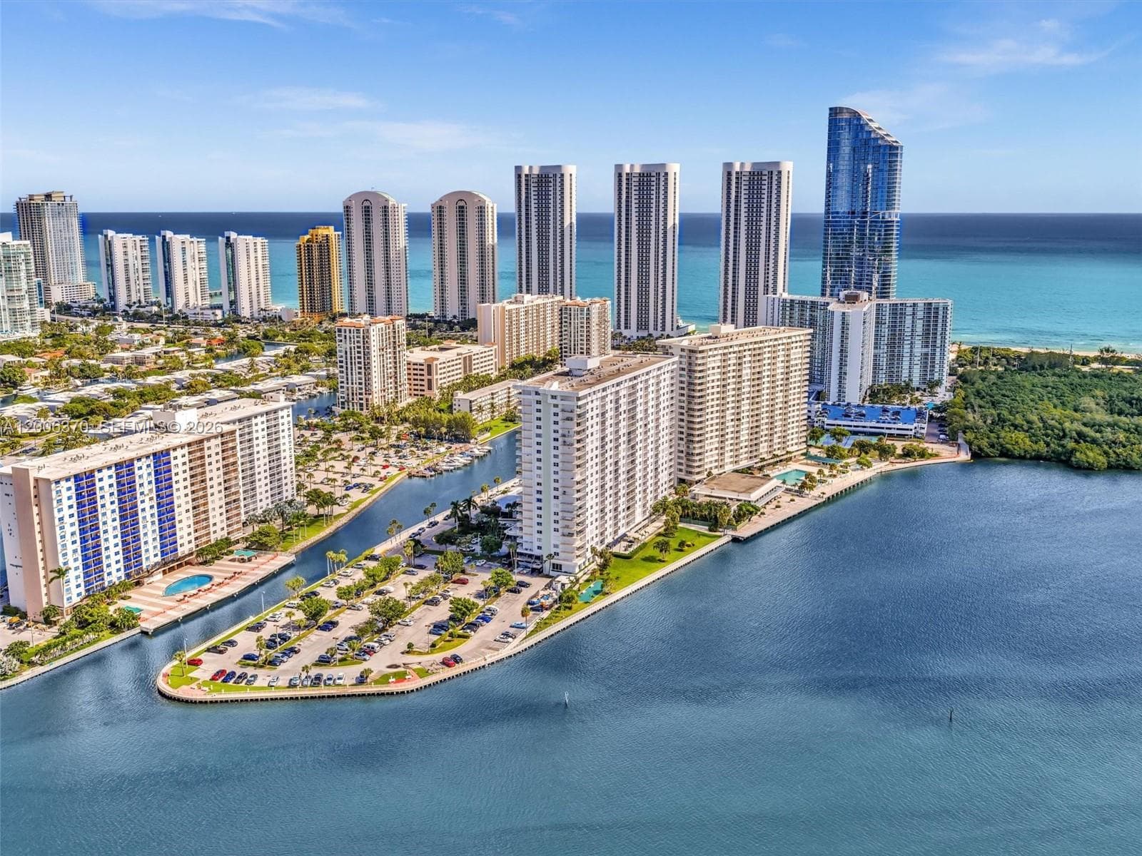 Arlen House West · #1731 in Sunny Isles Beach - Photo 1