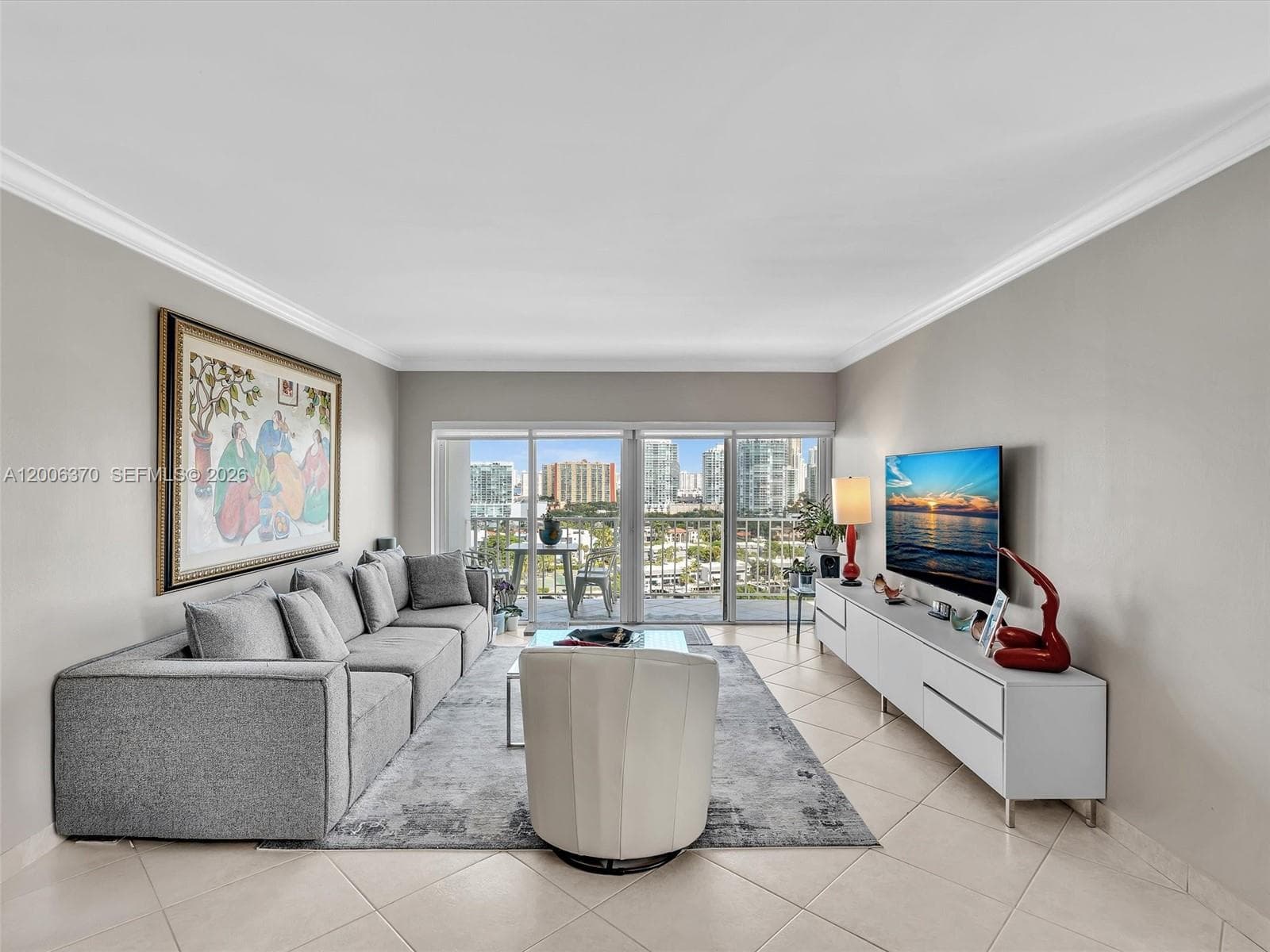 Arlen House West · #1731 in Sunny Isles Beach - Photo 15