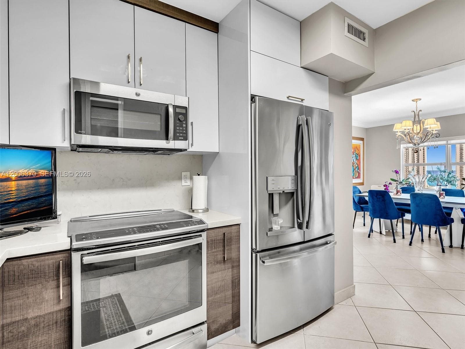 Arlen House West · #1731 in Sunny Isles Beach - Photo 11