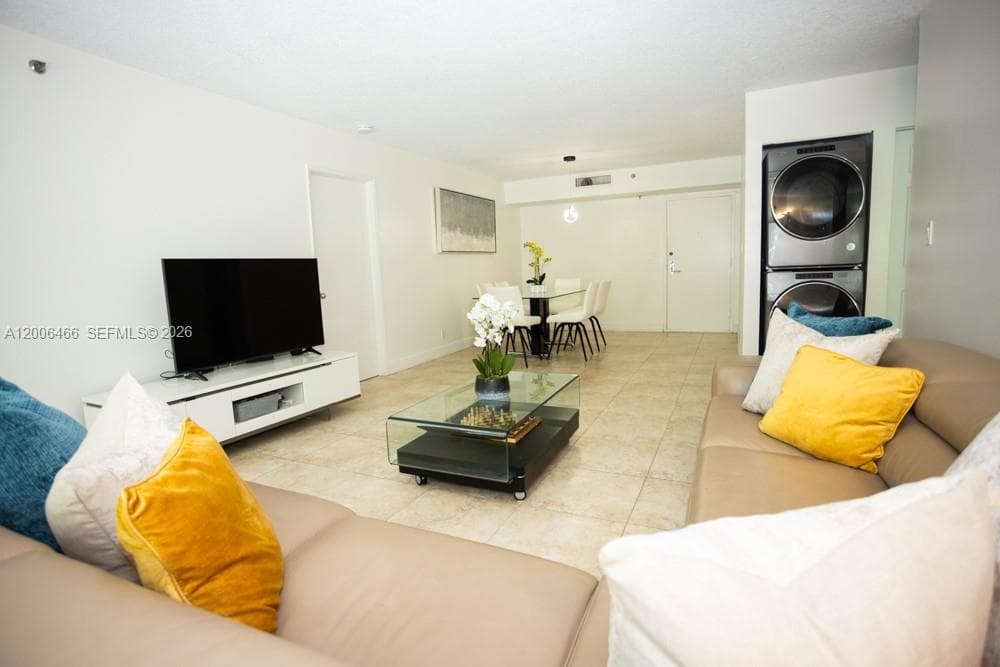 PARC CENTRAL AVENTURA E · #214 in Aventura - Photo 2