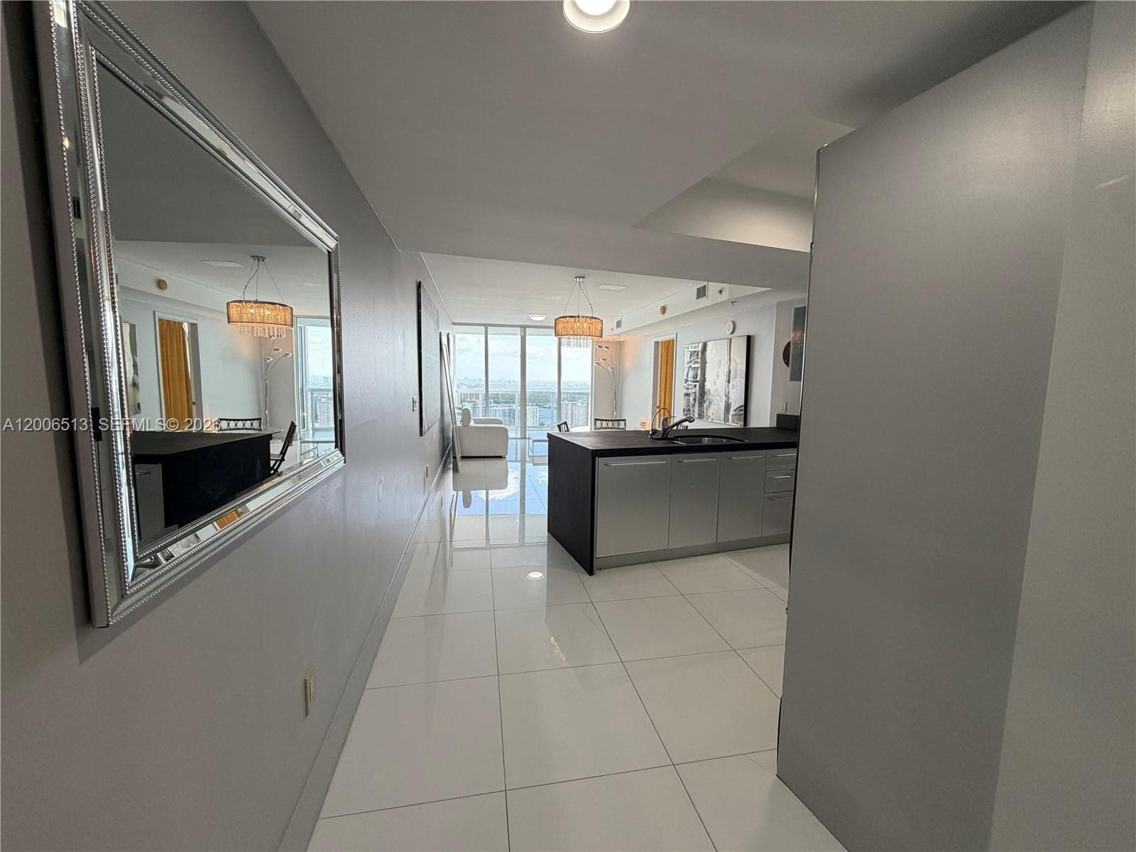 Trump Royale · #5105 in Sunny Isles Beach - Photo 3