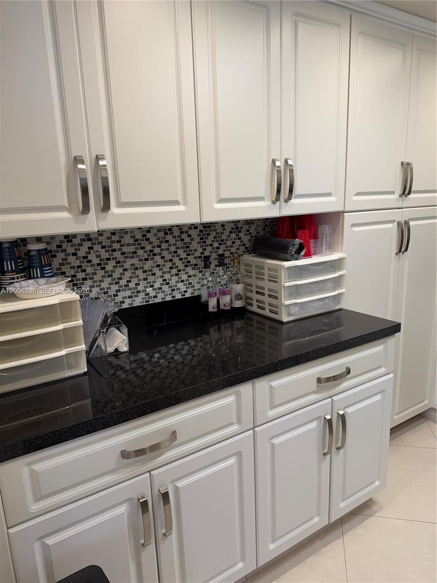 HEMISPHERES CONDO · #21P in Hallandale Beach - Photo 9